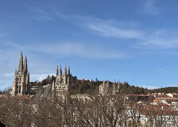 Calera 2 アパート *